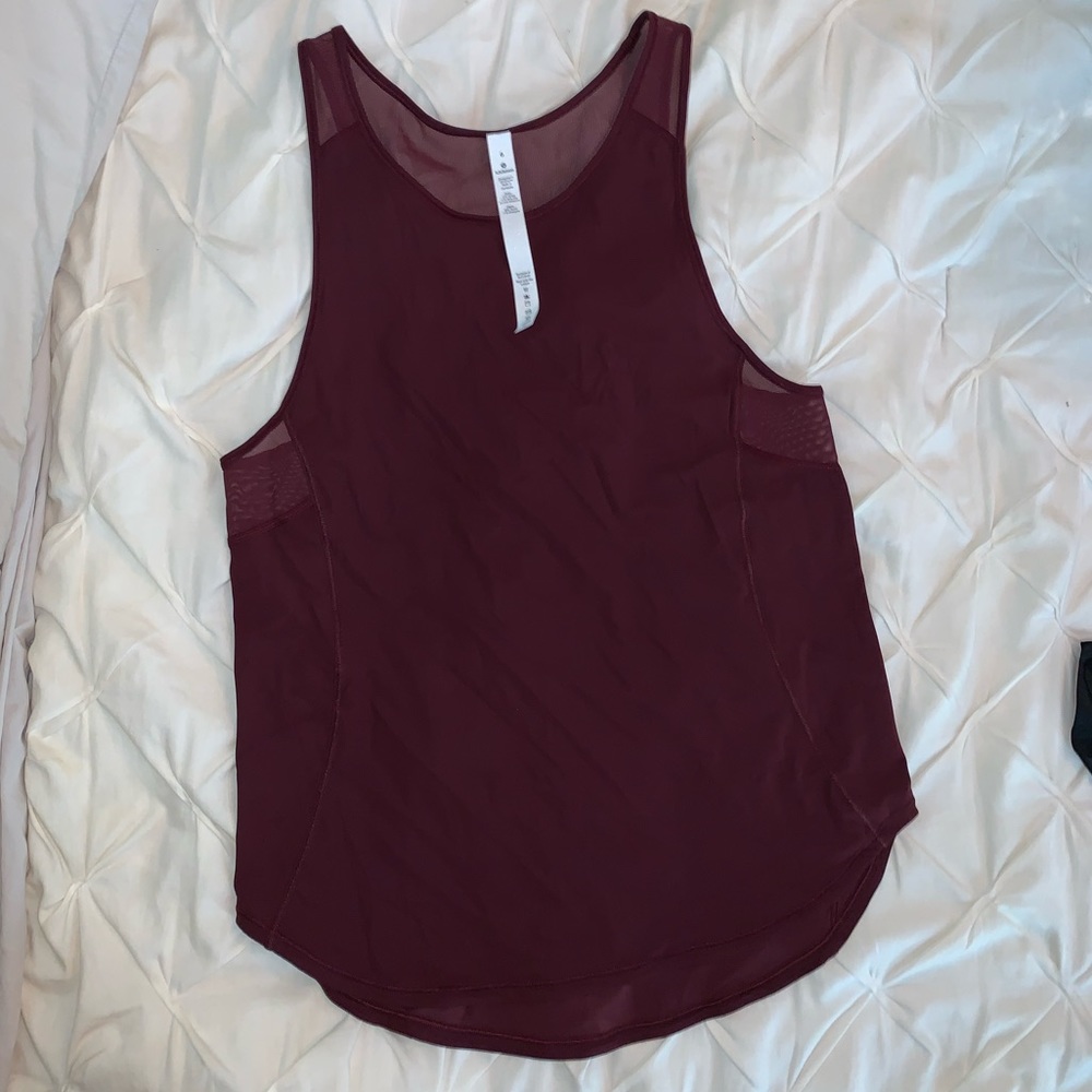Lululemon top
